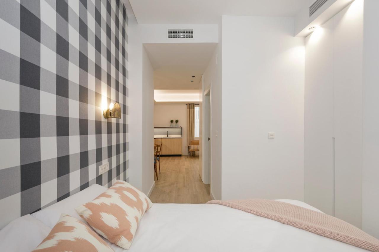 Hi Room - Smart Apartments - He 0 Granada Esterno foto